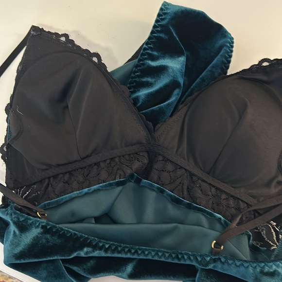 Shirley of Hollywood Green Velvet with Lace Sexy Bodysuit Light Padding Size XL - Picture 6 of 8